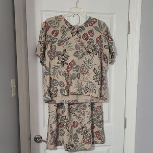 Women's Floral Print Skirt Set in Beige